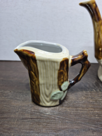 Theepot en melkkannetje Barbotine