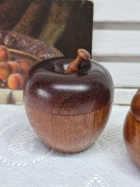 Houten appel en paprika