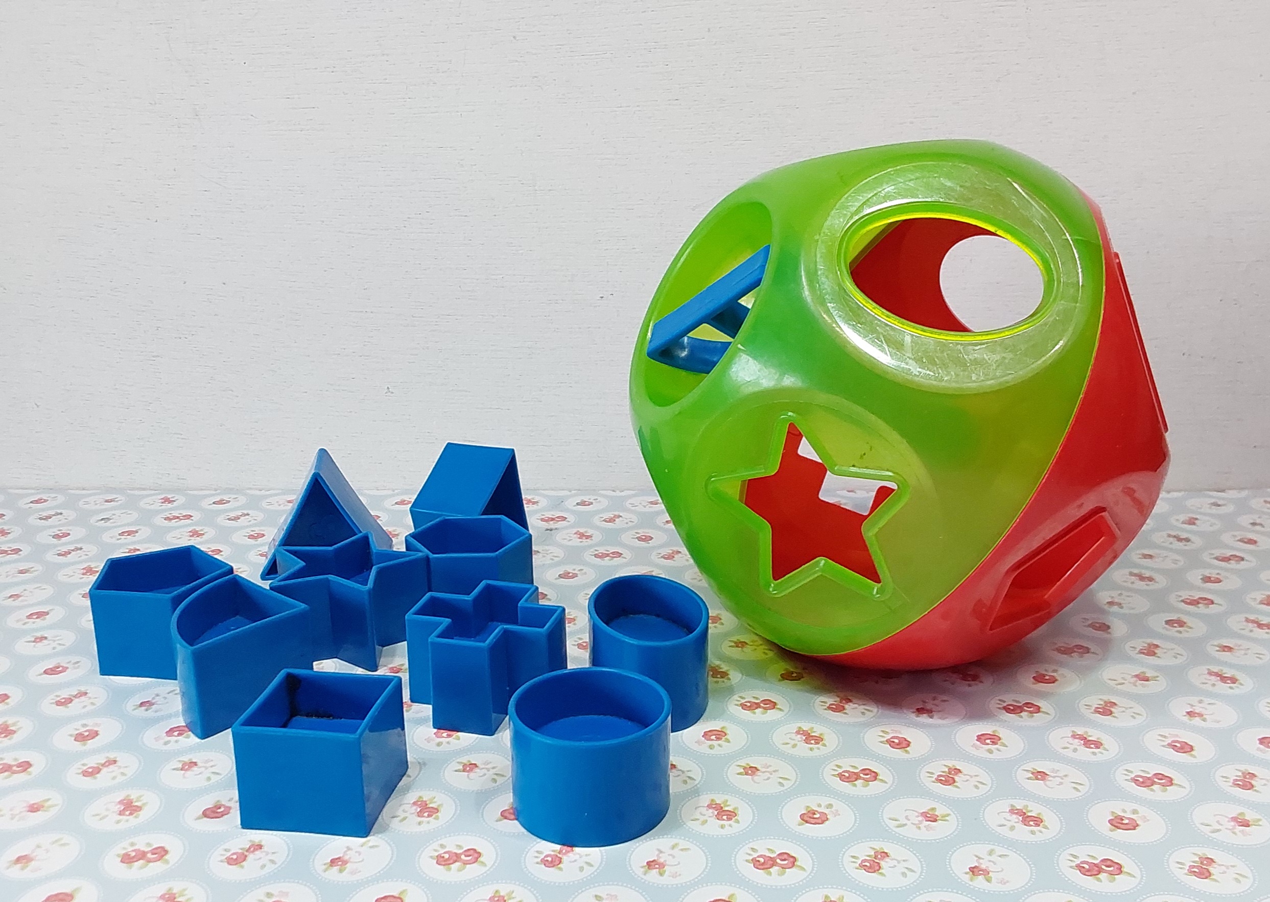 Hollebol, vormenbol Tupperware