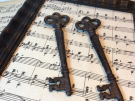 Brocante ijzeren sleutels