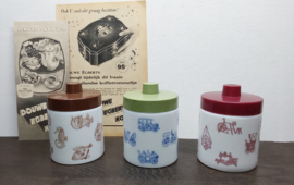3 Douwe Egberts Opaline potjes