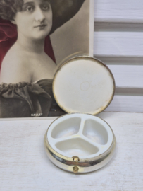 Vintage pillendoosje