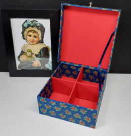 Mooie vintage stoffen doos