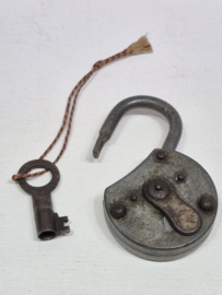 Oud hangslot