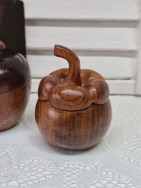 Houten appel en paprika