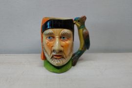 Majolica beker uit Portugal