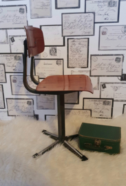 Vintage schoolstoeltje