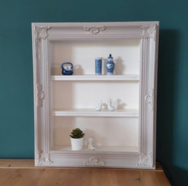 Wandkastje van schilderij lijst