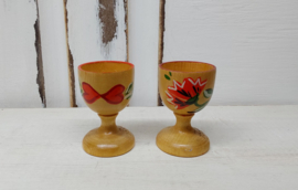 2 houten eierdopjes