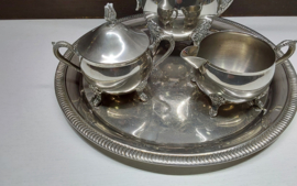 Verzilverde koffieservies