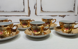 Goud porseleinen servies