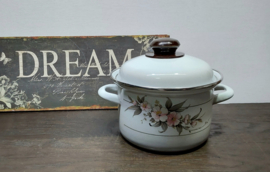 Emaille pan