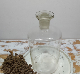 Oude glazen apotheker stopfles