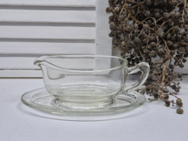 Sauskom van Pyrex