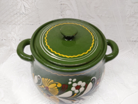 Handbeschilderde aardewerk pot