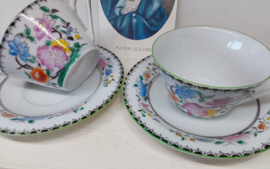 2 Oude porseleinen kopjes