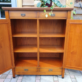 Art Deco kast van eikenhout