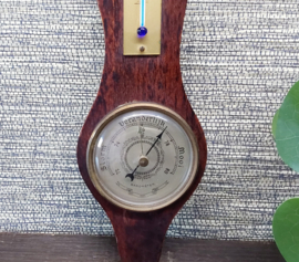 Ouderwetse barometer,  thermometer