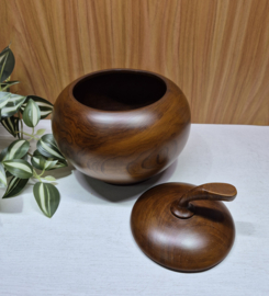 Grote appel van hout