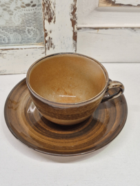 Bruin Volendams aardewerk koffiekop