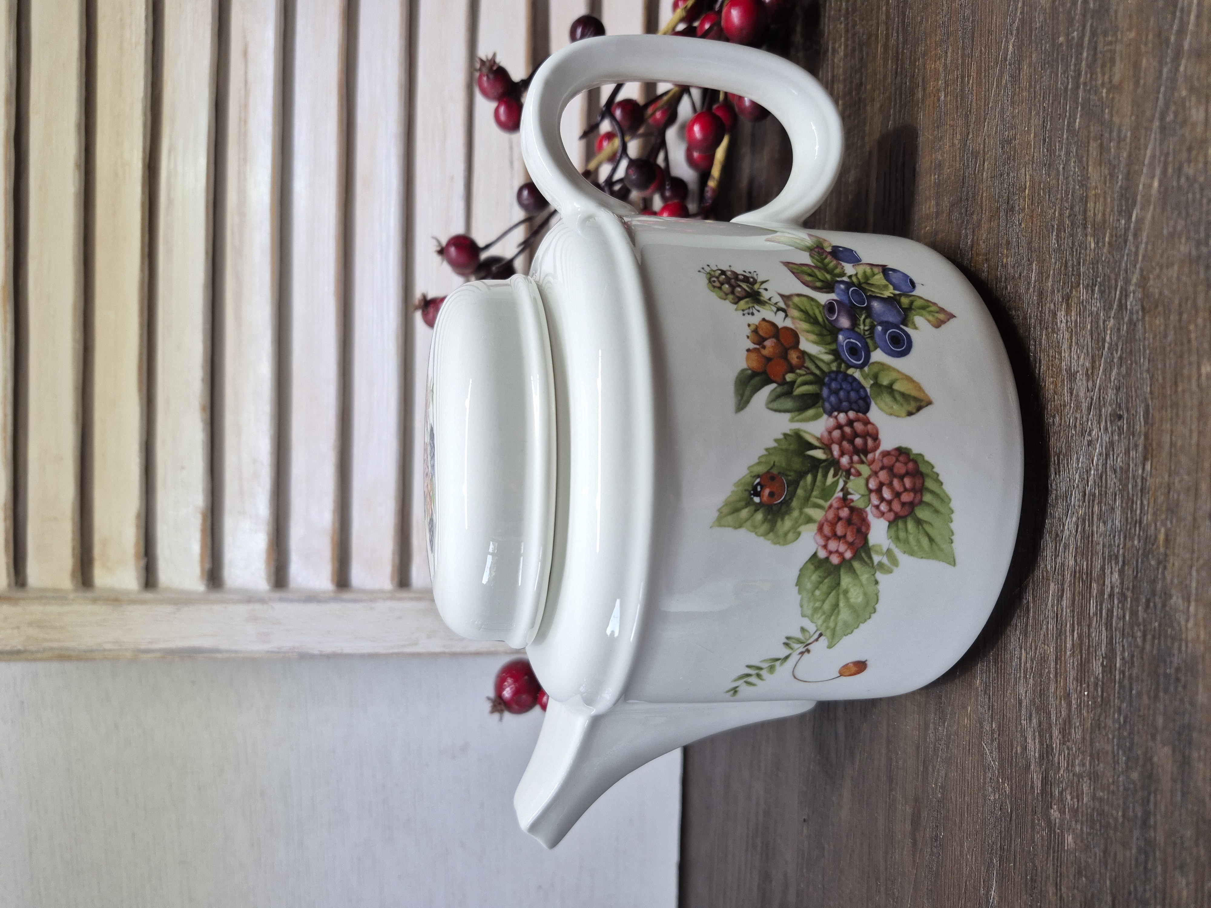 Theepot, Bosvruchten Marjolein Bastin