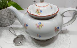 Porseleinen theepot