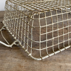 OV20110914 Old French iron oyster basket from the island of Île de Ré weathered by the sea and sun in this beautiful colour! Size: 51 cm long / 44 cm wide / 15 cm high