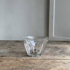 OV20110985 Antieke Franse confiture pot van mond geblazen glas in perfecte staat! Afmeting: 8,5 cm hoog /  11,5 cm doorsnede