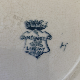 AW20111316 Set of 6 antique French deep plates stamped - Mésange Longwy period: 19th century in beautiful iron blue..some slightly stained, one minimal chip (see photo) otherwise in beautiful condition!  Size: 22,5 cm cross section.