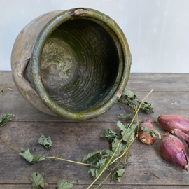 AW20111038 Grote antieke Franse pot, prachtig verweerd met mosgroen geglazuurde binnenzijde - periode: eind 19de eeuw in prachtige staat! Afmeting: 29 cm. hoog / 20 cm. doorsnede.
