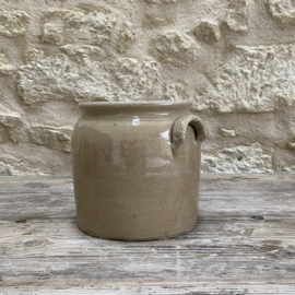 AW20111259 Oude Frans pot van grés aardewerk in prachtige staat! Afmeting: 18 cm hoog / 17 cm doorsnede