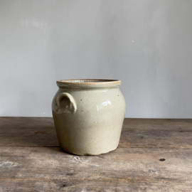 AW20111190 Oude Franse pot van grès aardewerk in prachtige staat! Afmeting: 19,5 cm hoog /  18 cm doorsnede
