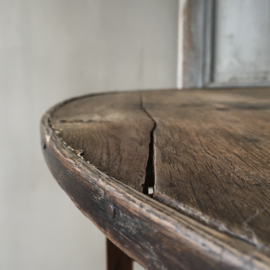 OV20110585 Antique French ‘Vendange’ wine harvest table made of oak in beautifully aged condition. Period: 19th century.Dimensions: 67 cm. high / 1.05 m. cross section. Pick up only.