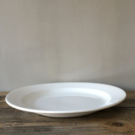 AW20110192 Oud Belgische bord met stempel - Boch - doorsnede: 32 cm. in perfecte staat.