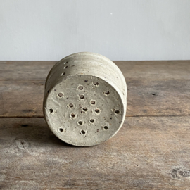 AW20111209 Old French goat cheese mold in beautiful clay color and condition! Size: 6 cm high / 10.5 cm cross section.