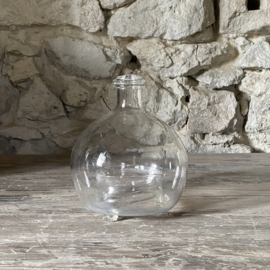 OV20111087 Antique French fly catcher made of mouth-blown glass in beautiful condition! Size: 16 cm high / 13 cm cross section (measured across the "belly")