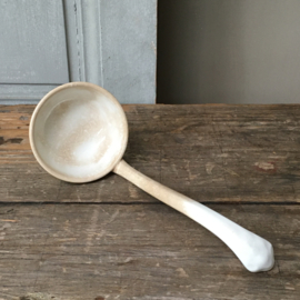AW20110664 Old buttered soup ladle, not marked. In perfect state! Size: 22 cm. long / 9.5 cm. cross section
