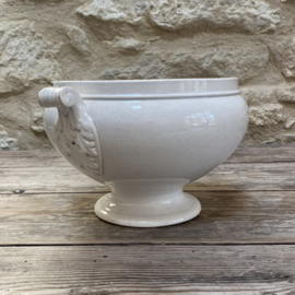 AW20111311 Large antique French tureen stamp - Opaque de Sarreguemines - period: 1875-1900 Cracked and in beautifully lightly buttered condition! Size: 17 cm high / 22 cm cross section