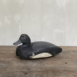 OV20110860 Old French wooden decoy duck in original weathered colors and beautiful condition! Size: 35 cm. long / 16.5 cm. high (up to the head)