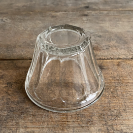 OV20111034 Antique French confiture jar made of mouth-blown glass in beautiful condition! Size: 7.5 cm high / 11 cm cross section