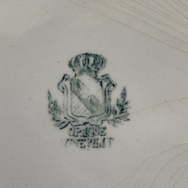 AW20111101 Antiek ovaal Frans bord stempel - Opaque Lunéville  - periode: eind 19de eeuw - begin 20ste eeuw in licht beboterde mooie staat! Afmeting: 35 cm lang / 25 cm doorsnede