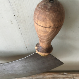 OV20110586 Old French herb knife in very nice condition! Dimensions: 28 cm. long / 14 cm. high.