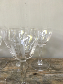 OV20110395 Set of 7 old French liqueur glasses with nicely cut motif - period: 1930 - in perfect condition! / Size: 11.5 cm. high / 6 cm. section