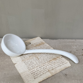 AW20110919 Old French soup laddle - not marked - in beautiful condition! Size: +/- 31 cm. long / 10.5 cm. cross section.