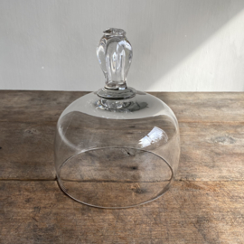 OV20110993 Antique French bell jar, small model with simple handle in perfect condition! Size: +/- 19.5 cm high (up to the handle) / 16 cm cross section