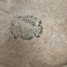 AW20110950 Beautiful antique French tureen  stamp - J. Vieillard & Cie Bordeaux - period: 1829-1895 The bottom is somewhat weathered, but otherwise in beautiful buttered condition! Size: +/- 10 cm. high/ 21 cm. cross section.