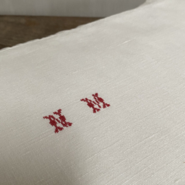 LI20110036 Antique French hemp sheet with monogram N.M. in beautiful condition! Size: 250x200 cm. Mentioned price is per sheet.