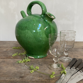 AW20110976 Antique southern French water pitcher in beautiful green and condition! Size: +/- 30 cm. high (up to the handle) / cross section: +/- 21.5 cm. (measured across the "belly")