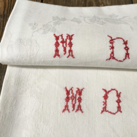 LI20110026 Set of 8 old napkins of beautifully woven damask with monogram M.D. in very beautiful quality! Dimensions: 73 x 64.5 cm.