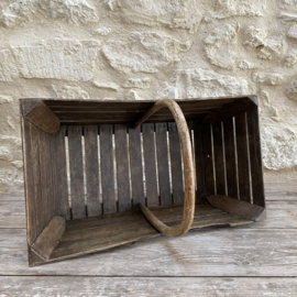 BU20110203 Large old French unique wooden basket in beautiful condition! Size: 55.5 cm long / 21 cm high (to handle) / 34 cm high (including handle) / 30 cm cross section